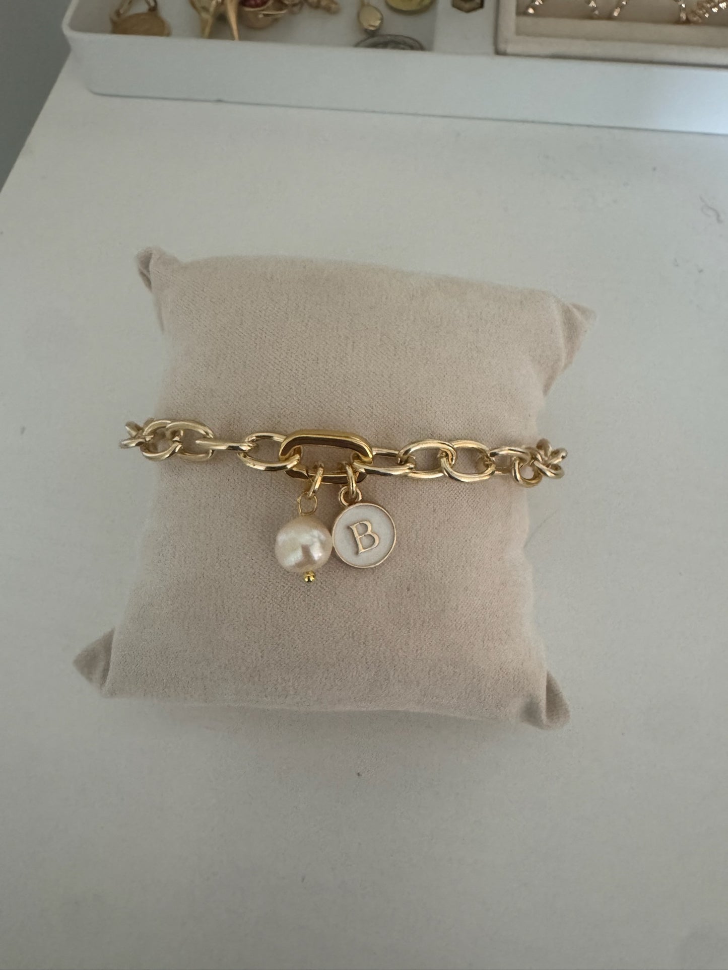 Custom Pearl & Letter Bracelet